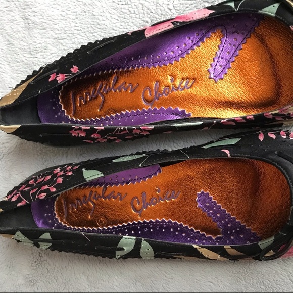 Irregular Choice Black Pointed Toe Floral Bow Flat - Picture 6 of 12